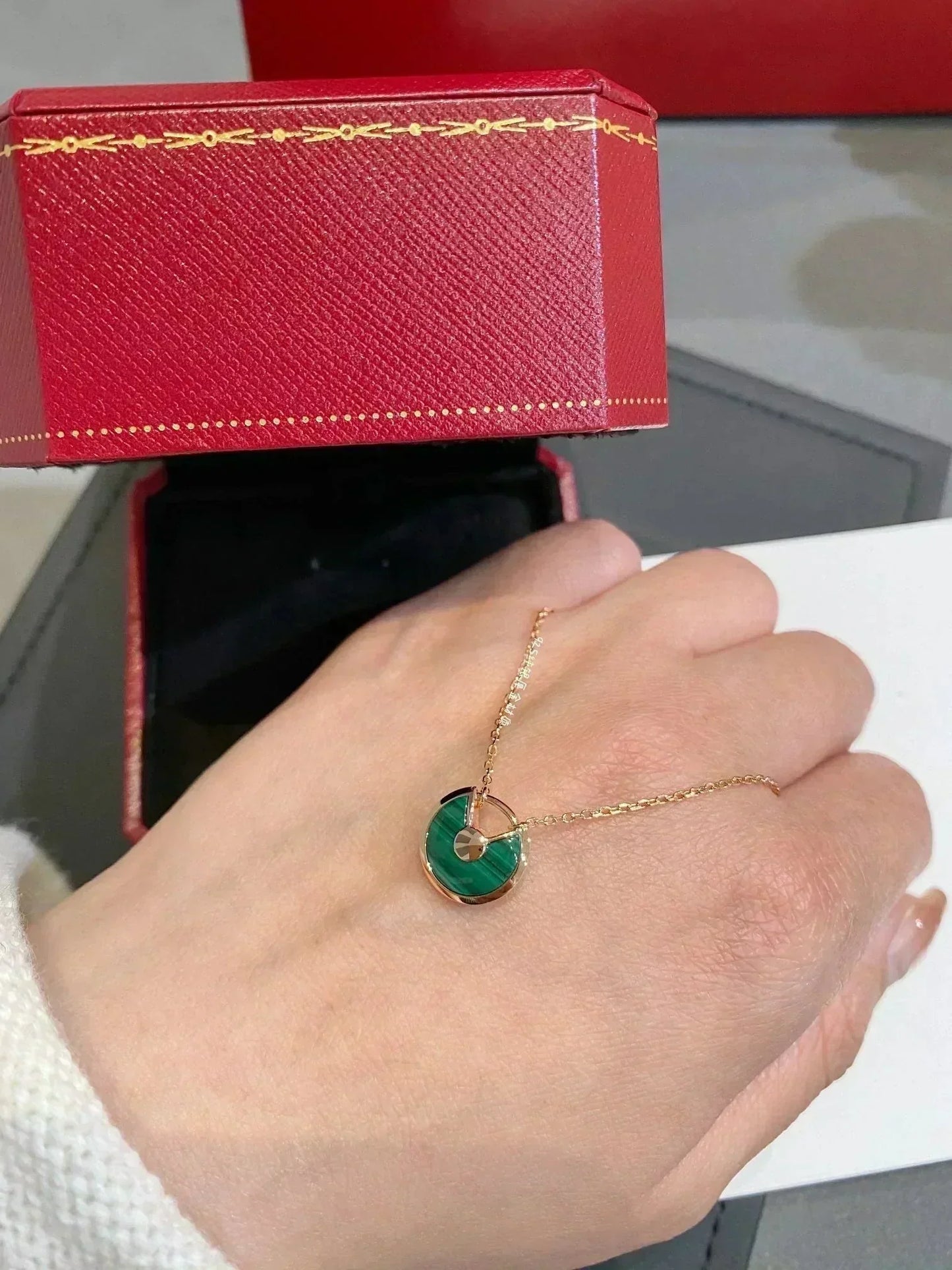 [CA]AMULETTE ROSE GOLD MALACHITE NECKLACE