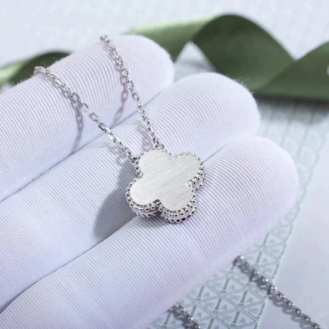 [CA]CLOVER  15MM DIAMOND LASER NECKLACE SILVER