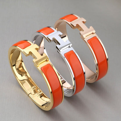 [CA]H ORANGE BRACELET