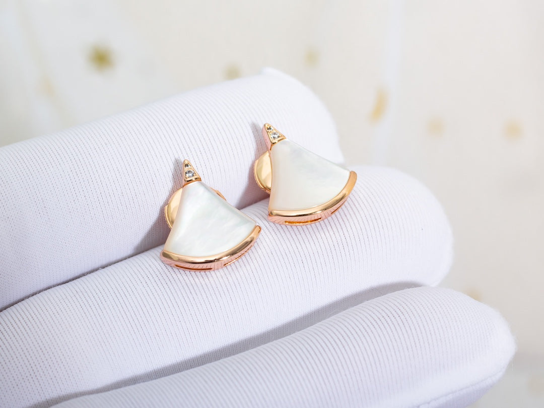 [CA]DIVAS DREAM EARRINGS PINK GOLD