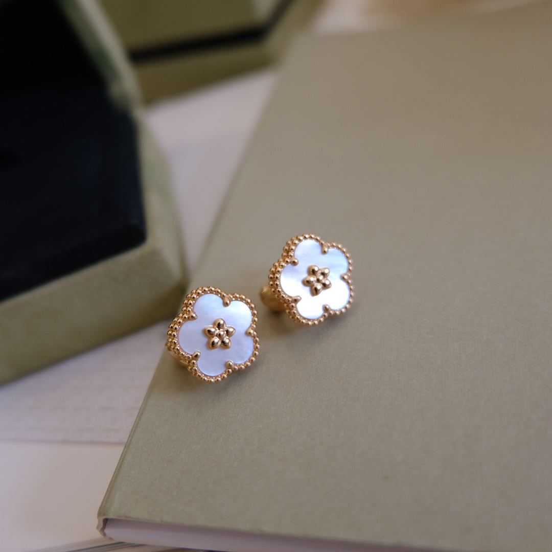 [CA]LUCKY PINK GOLD WHITE MOP EARRINGS