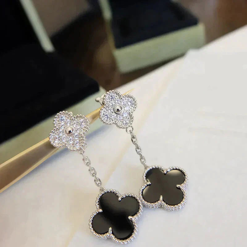 [CA]CLOVER 2 MOTIFS  DIAMOND ONYX EARRINGS SILVER