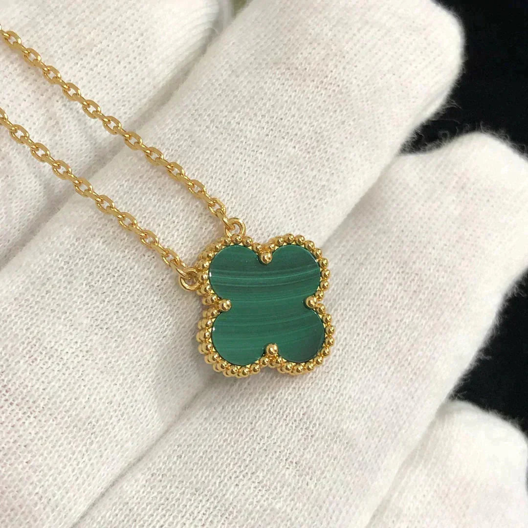 [CA]CLOVER 15MM MALACHITE SINGLE FLOWER  NECKLACE