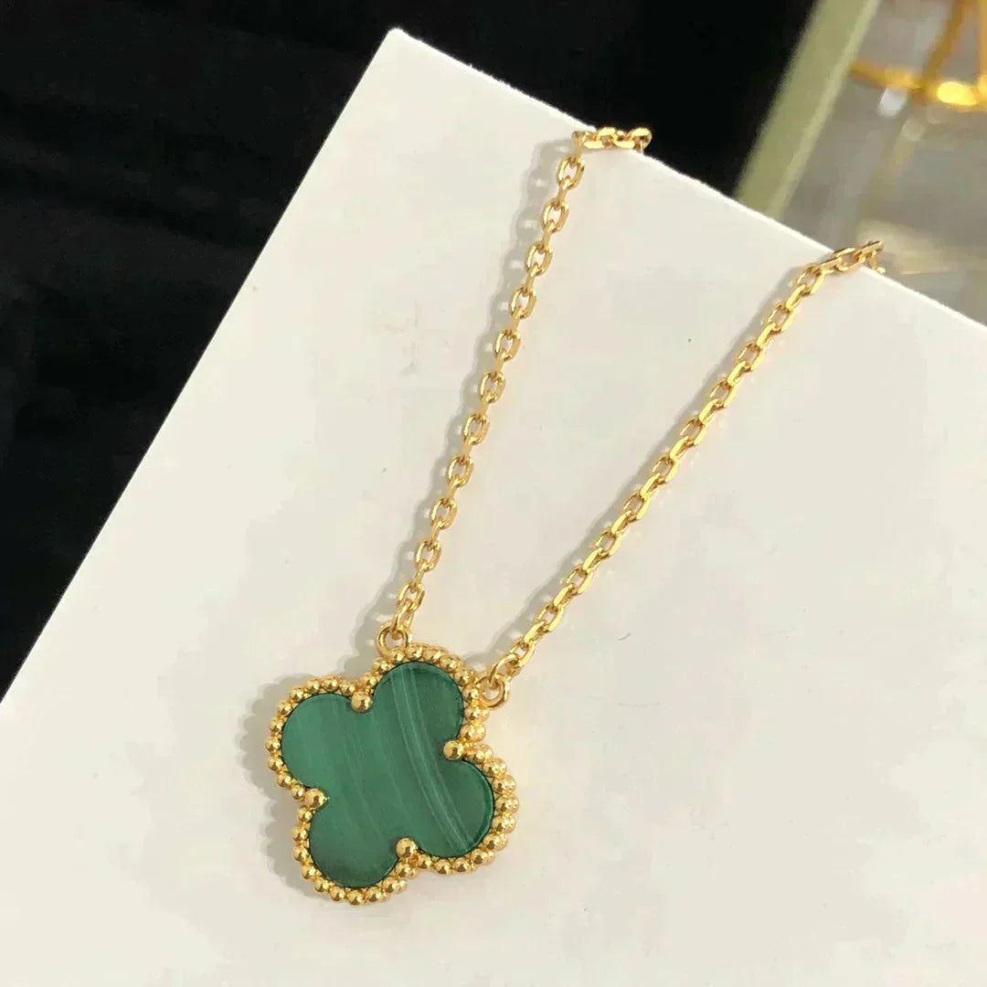 [CA]CLOVER 15MM MALACHITE SINGLE FLOWER  NECKLACE