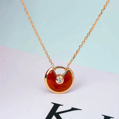 [CA]AMULETTE GOLD CARNELIAN ONYX NECKLACE