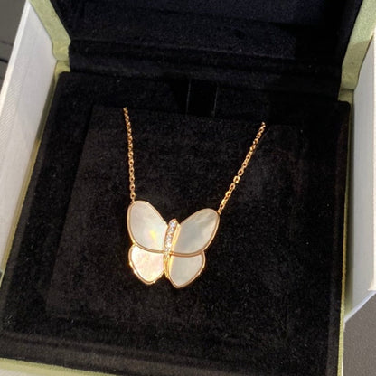 [CA]BUTTERFLY GOLD MOP DIAMOND NECKLACE