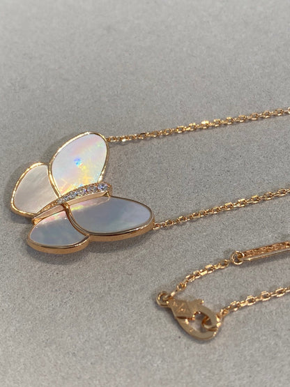 [CA]BUTTERFLY GOLD MOP DIAMOND NECKLACE