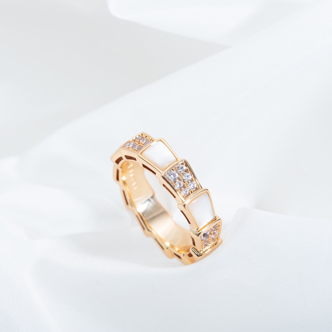 [CA]SERPENTI RING PINK GOLD MOP DIAMOND PAVED 4MM