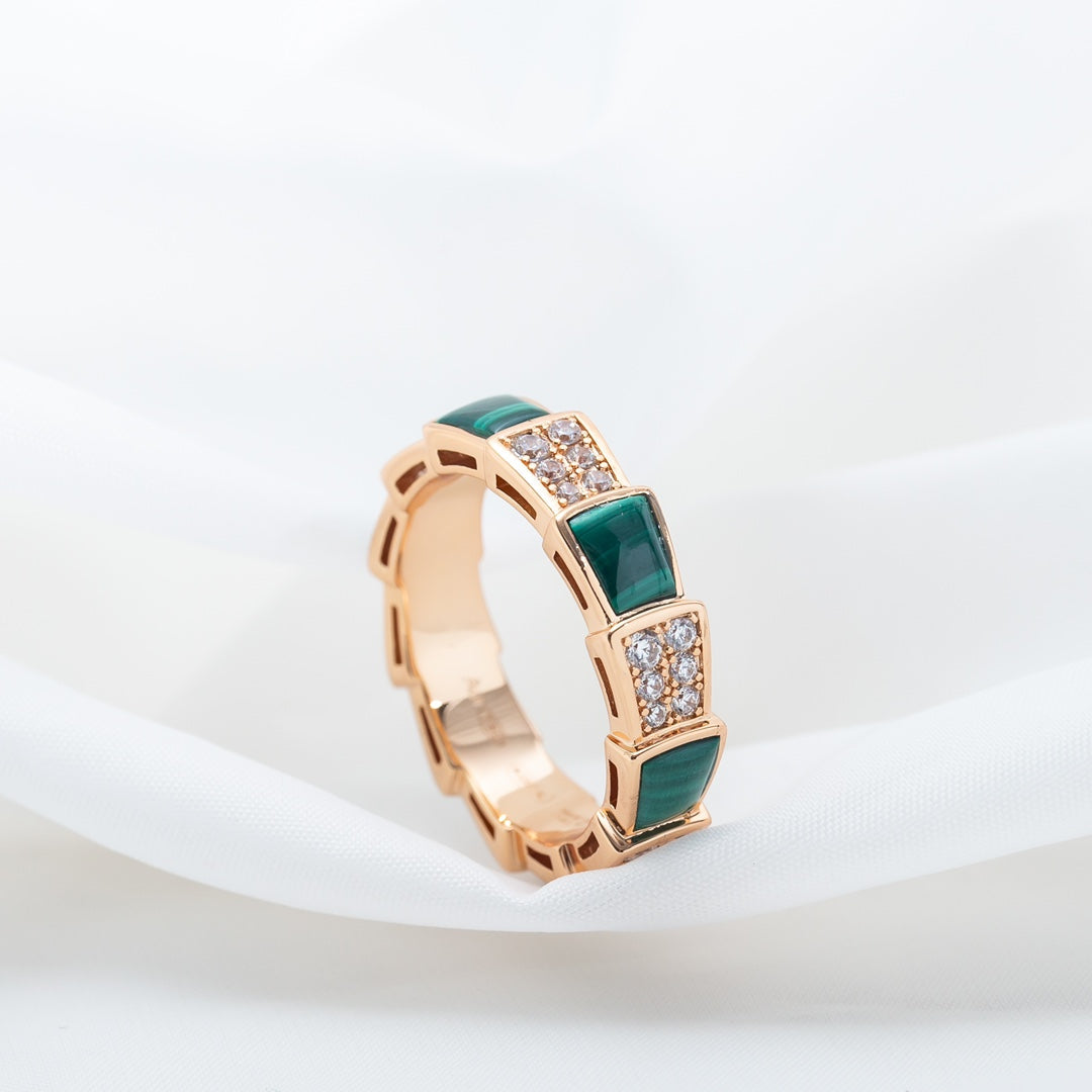 [CA]SERPENTI RING PINK GOLD MALACHITE DIAMOND PAVED 4MM