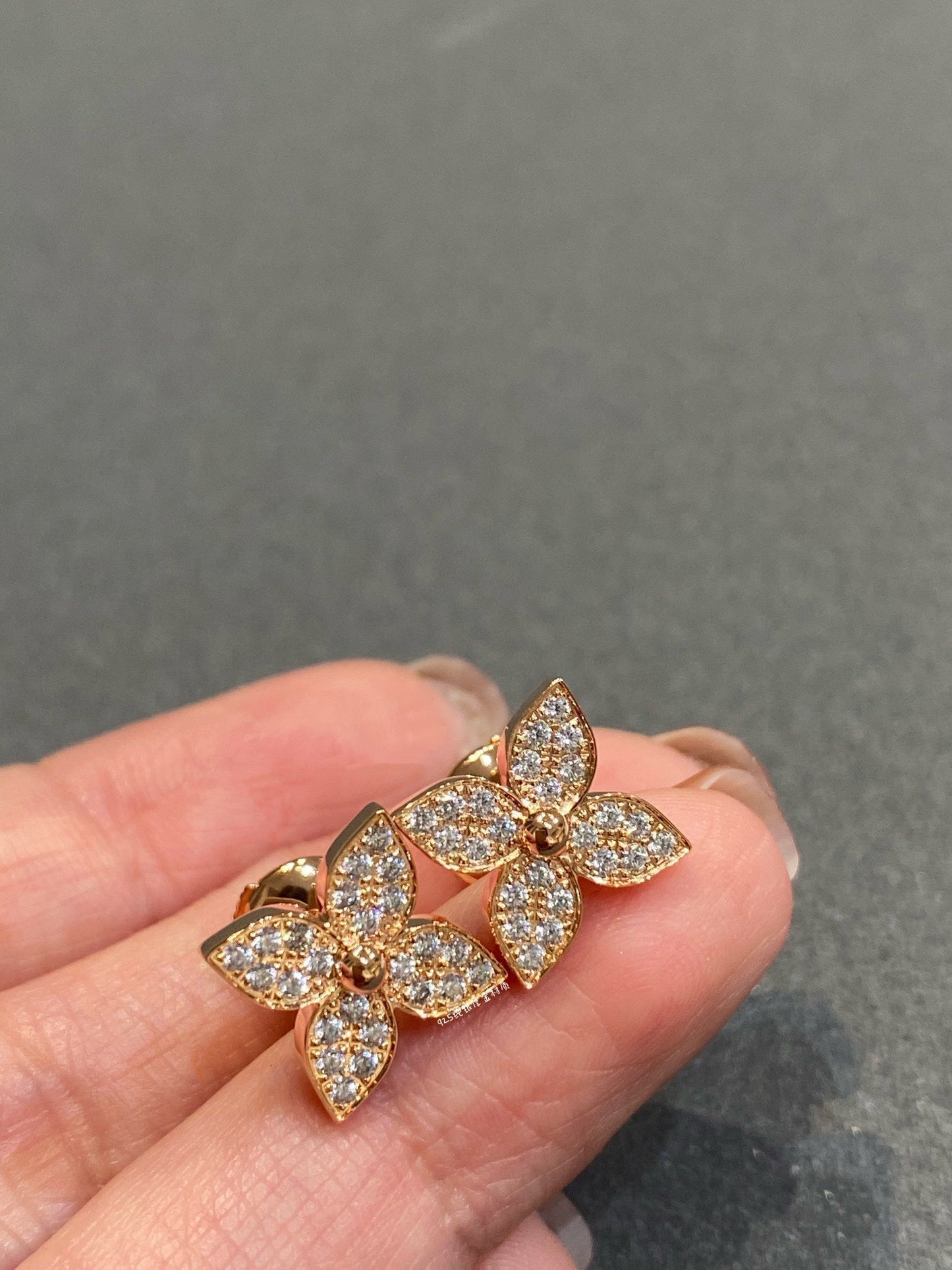 [CA]STAR DIAMOND EARRINGS