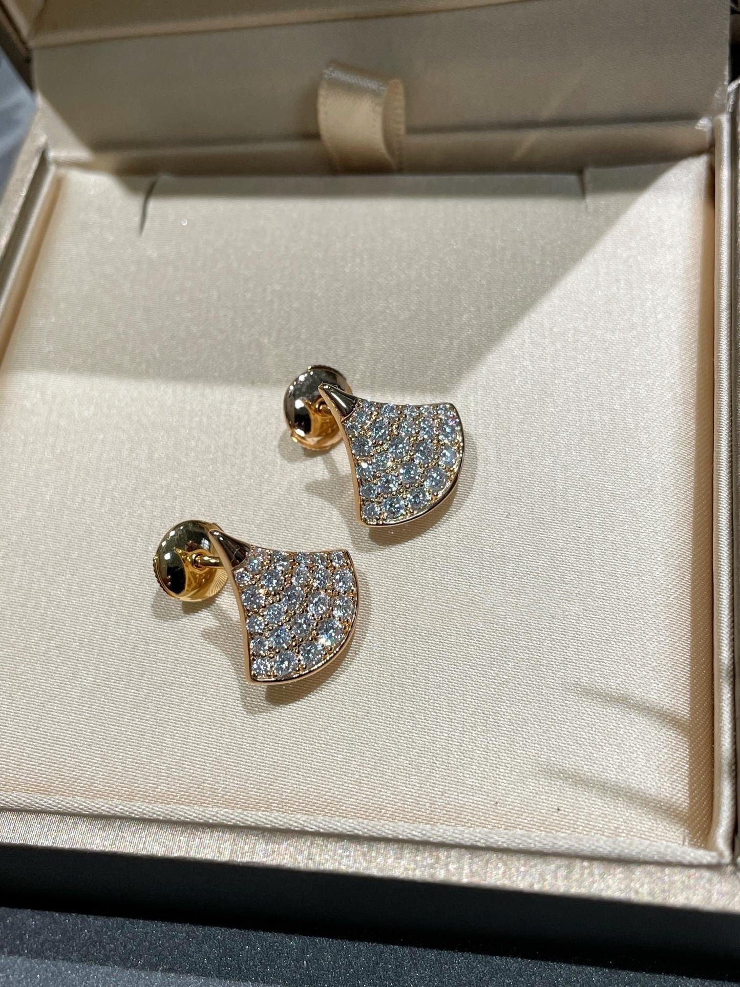 [CA]DREAM STUD EARRINGS DIAMOND