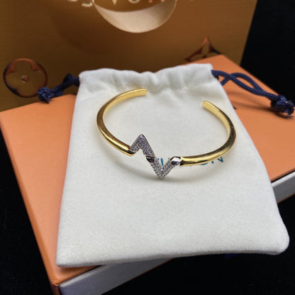 [CA]VOLTE UPSITE DOWN DIAMOND GOLD OPEN BRACELET