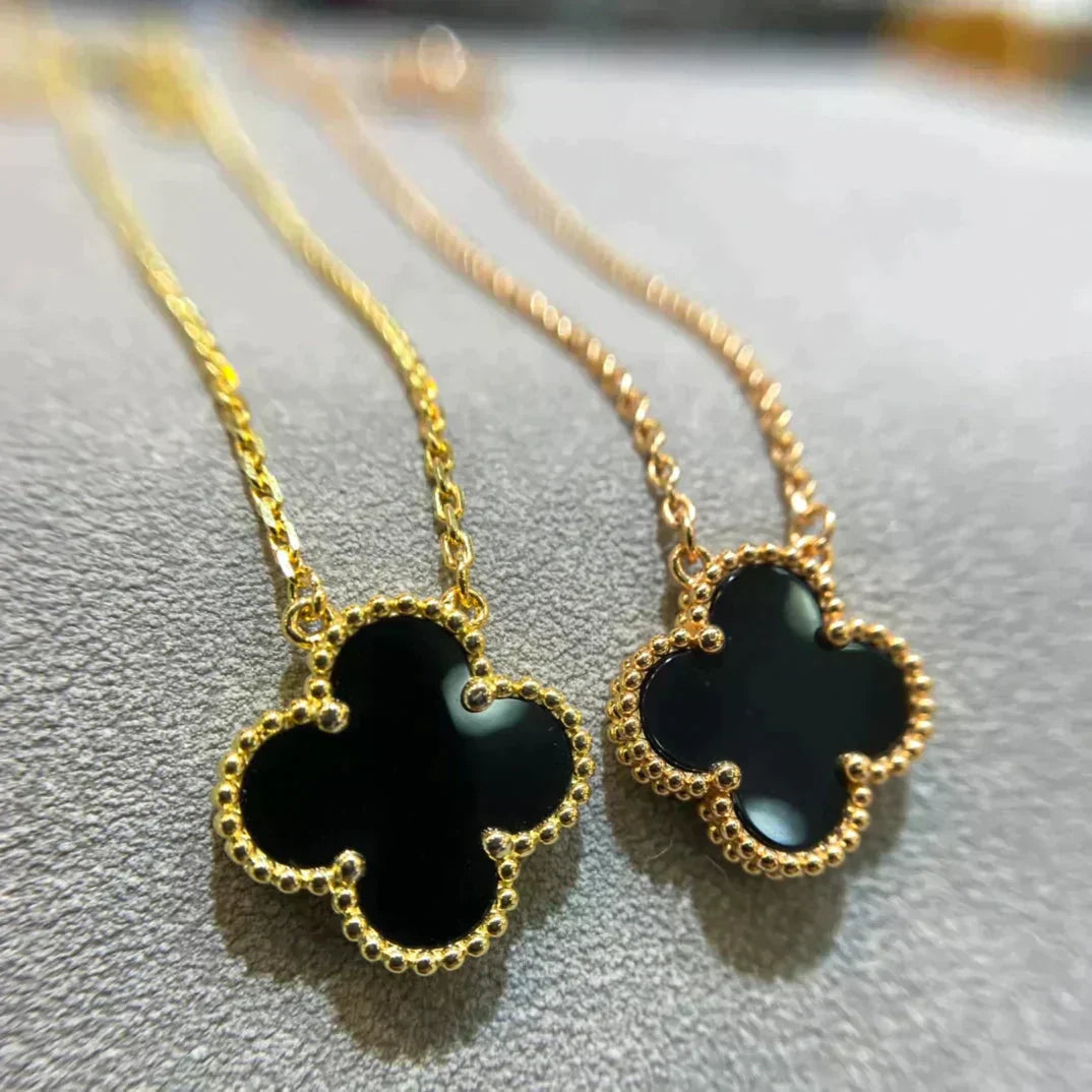 [CA]CLOVER 15MM BLACK ONYX SINGLE FLOWER NECKLACE