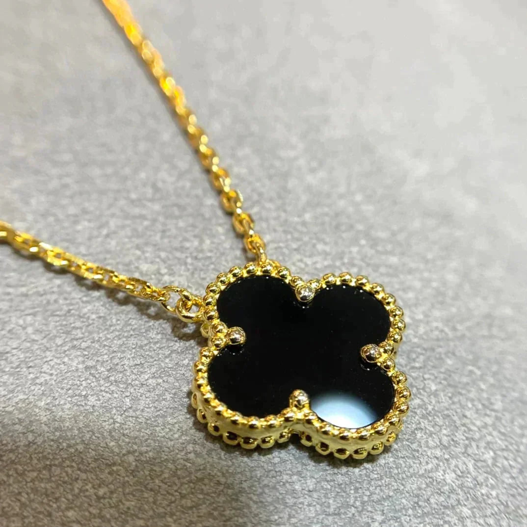 [CA]CLOVER 15MM BLACK ONYX SINGLE FLOWER NECKLACE