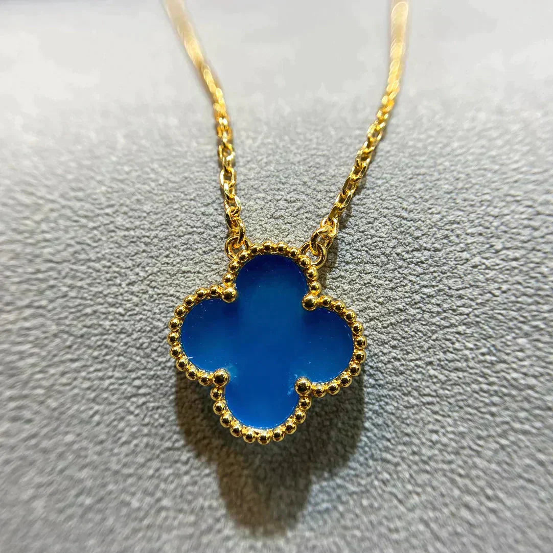 [CA]CLOVER 15MM BLUE AGATE NECKLACE