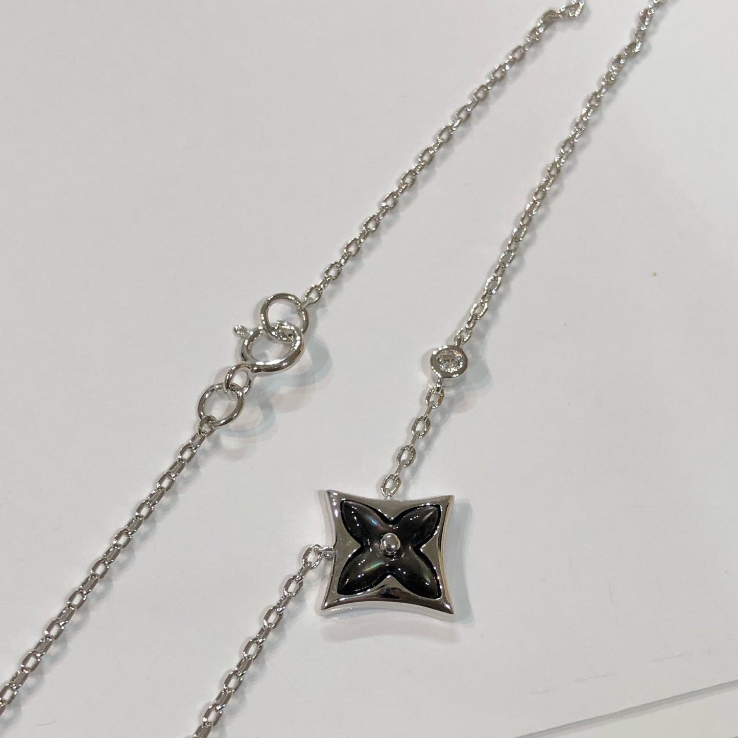 [CA]STAR BLACK MOP NECKLACE