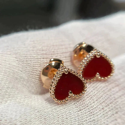 [CA]HEART CARNELIAN STUD EARRINGS