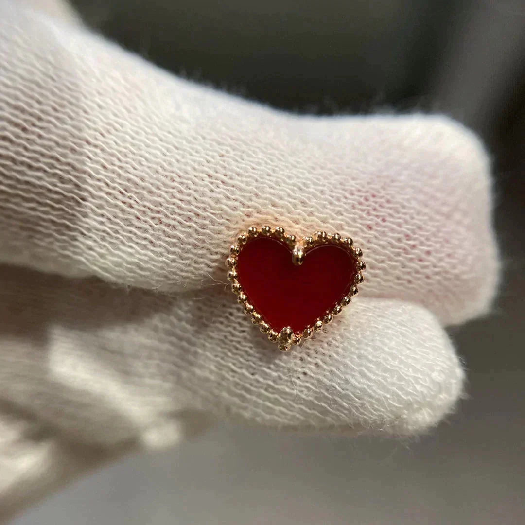 [CA]HEART CARNELIAN STUD EARRINGS