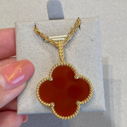 [CA]CLOVER 25MM NECKLACE GOLD CARNELIAN