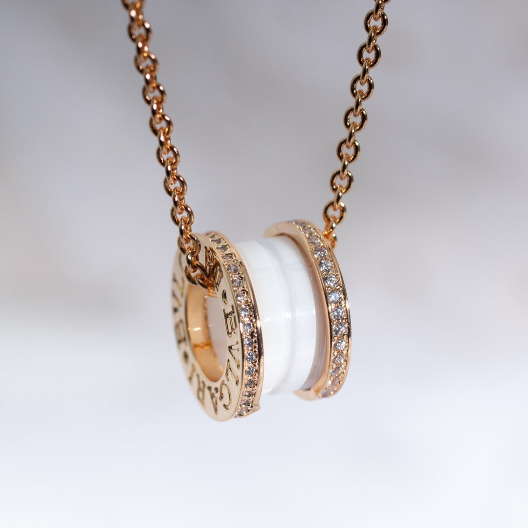 [CA]ZERO 1 WHITE CERAMIC PINK GOLD DIAMOND NECKLACE