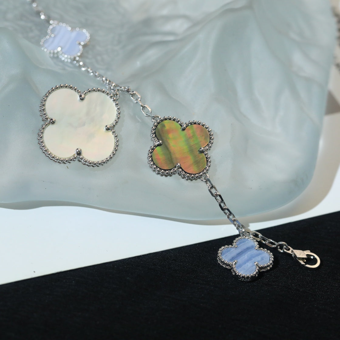 [CA]CLOVER BRACELET 5 MOTIFS MOP CHALCEDONY SILVER