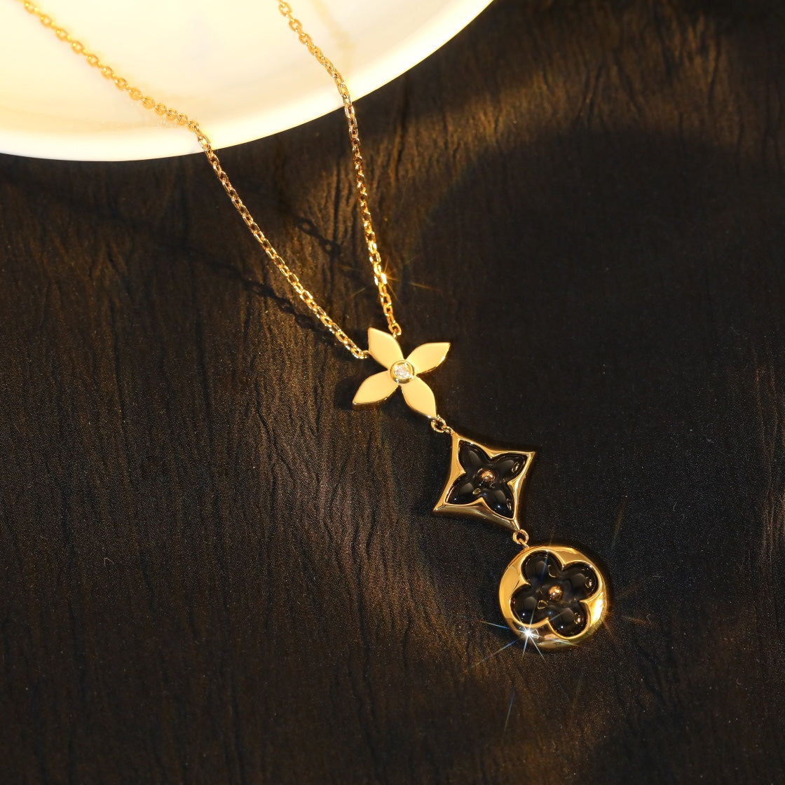 [CA]STAR AND SUN ONYX PINK GOLD NECKLACE