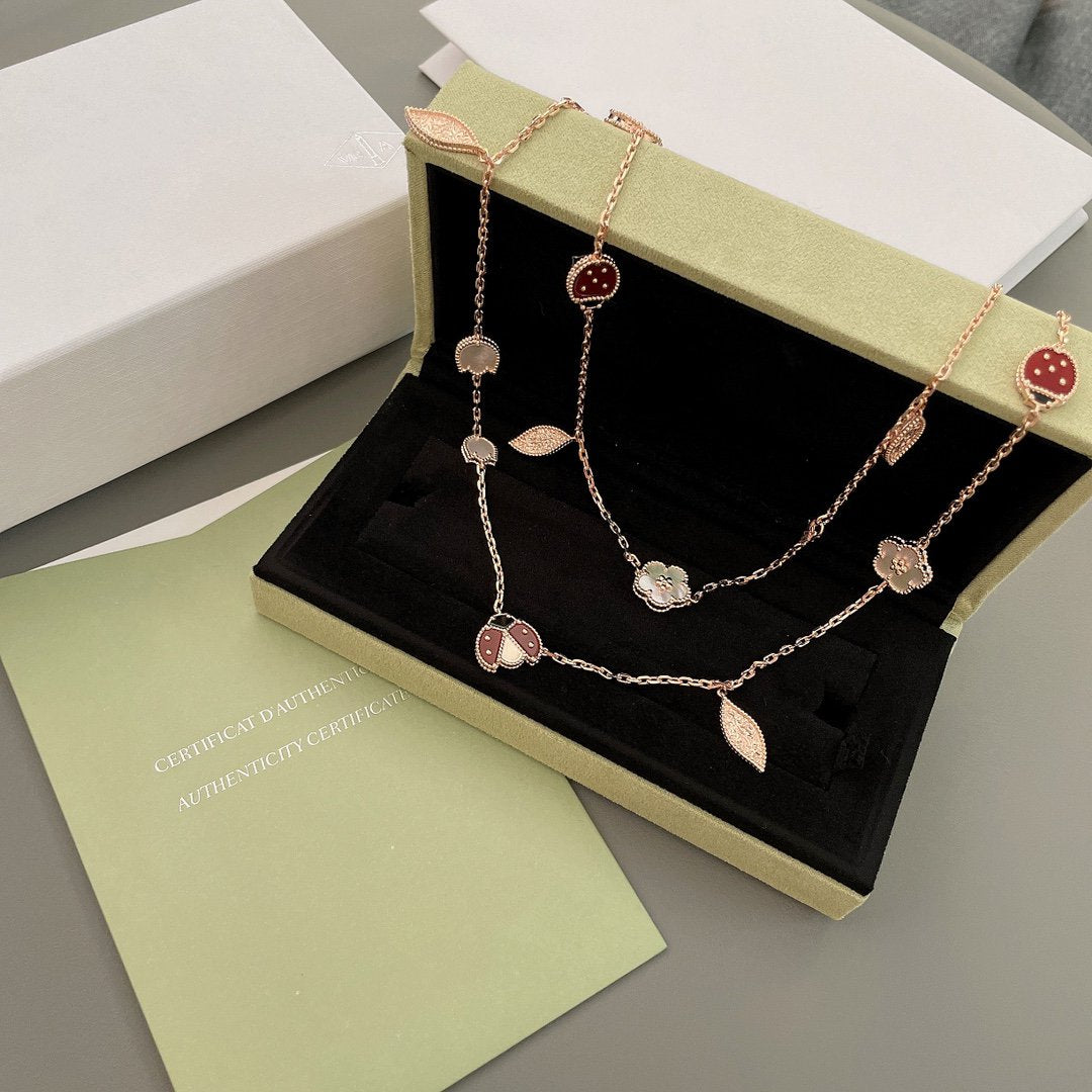 [CA]LUCKY SPRING 15 MOTIFS ROSE GOLD NECKLACE