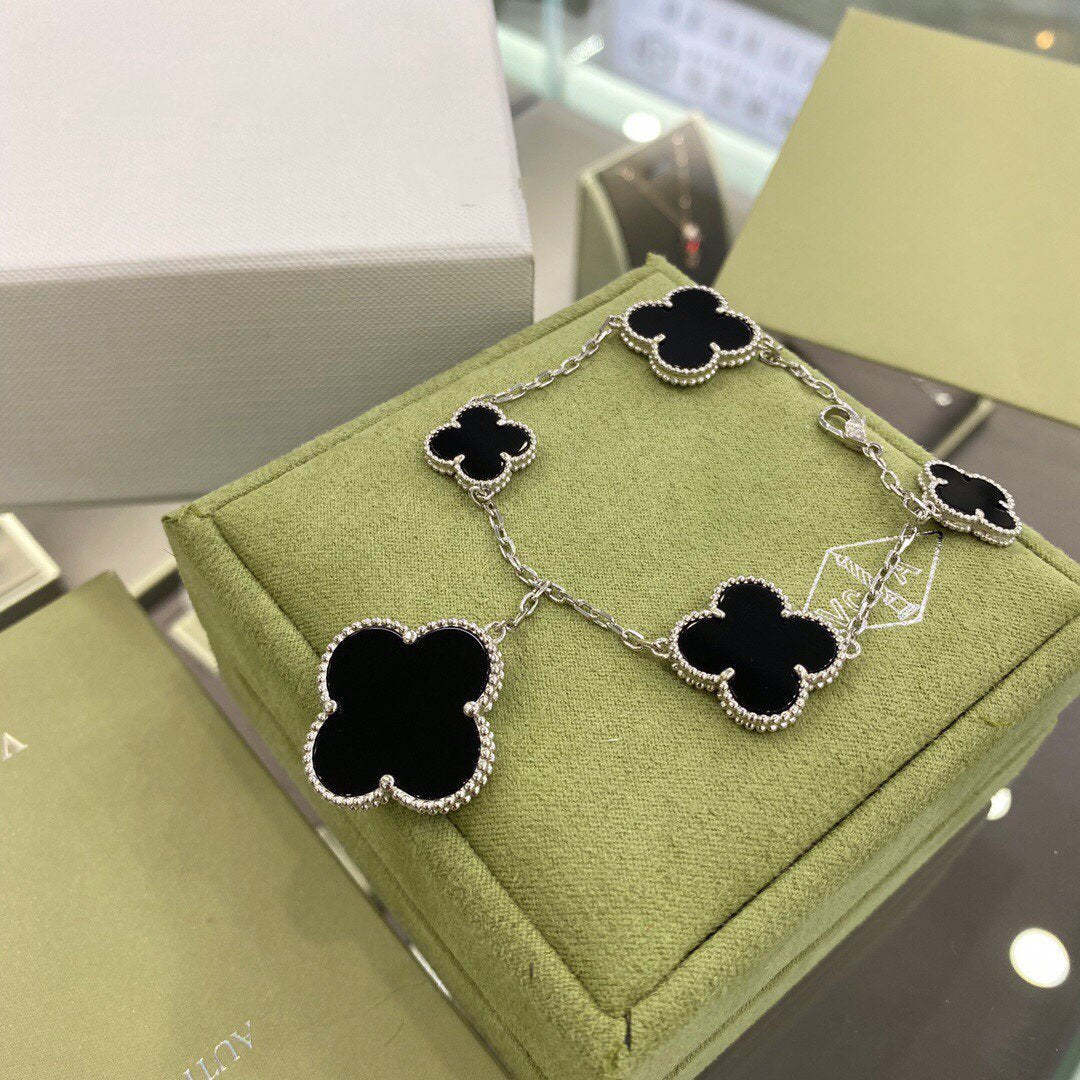 [CA]CLOVER 5 MOTIFS SIVLER ONYX BRACELET