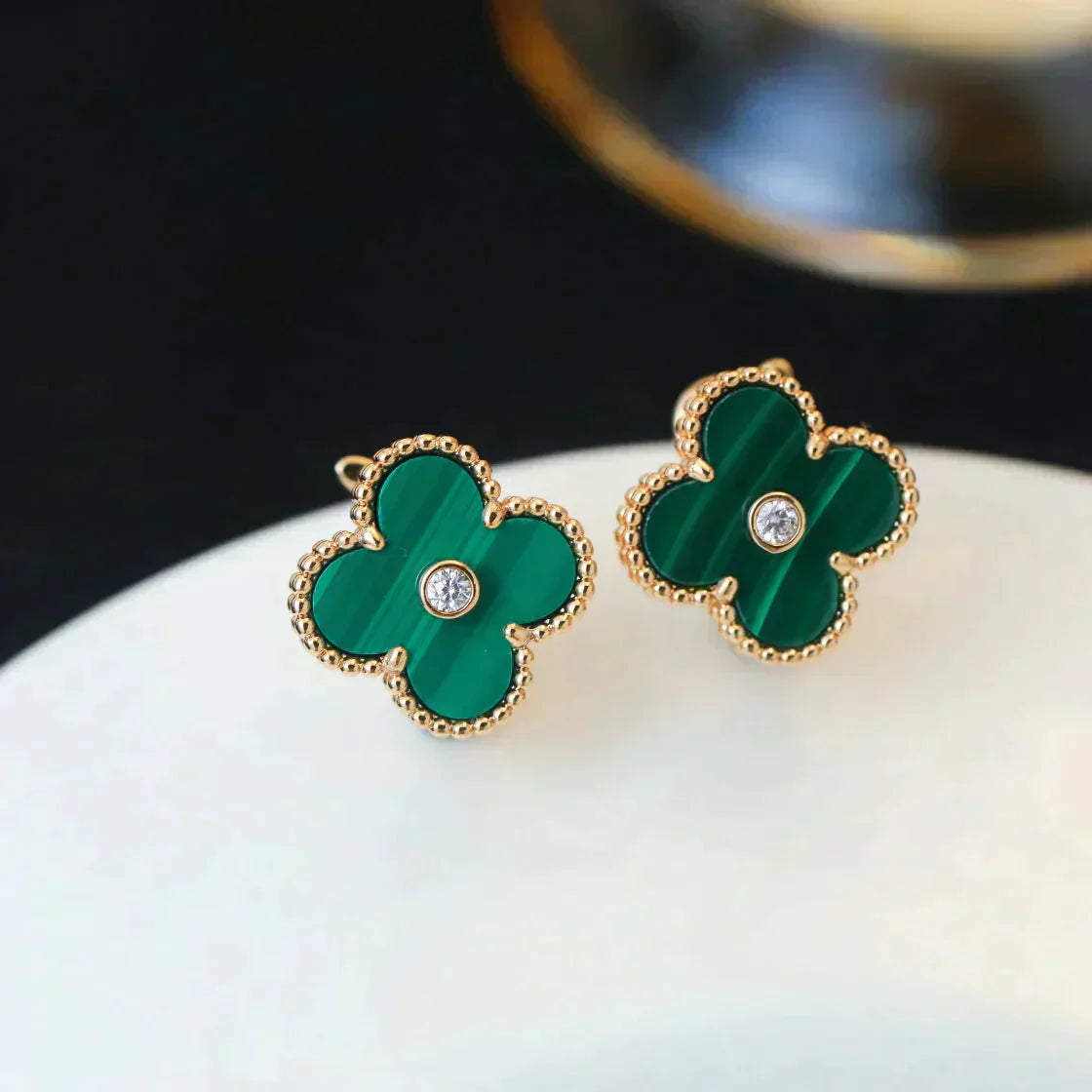 [CA]CLOVER MEDIUM 1 MOTIFS MALACHITE DIAMOND EARRINGS