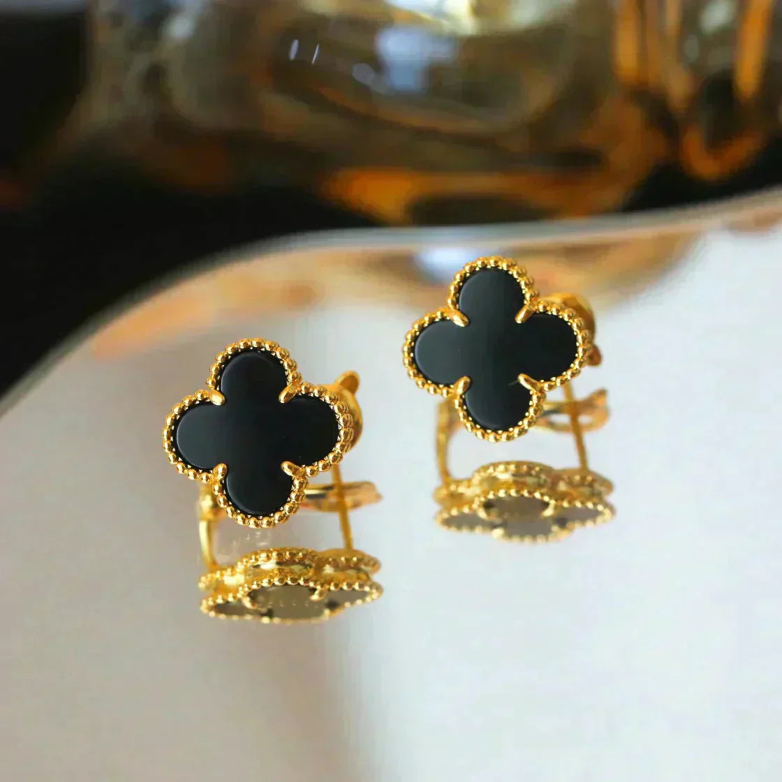 [CA]CLOVER MEDIUM 1 MOTIFS  ONYX STUD EARRINGS