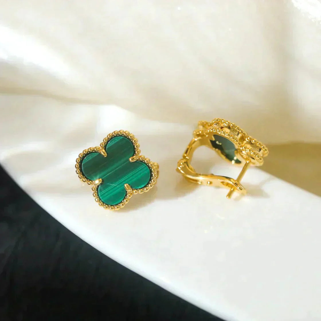 [CA]CLOVER MEDIUM 1 MOTIFS MALACHITE  EARRINGS