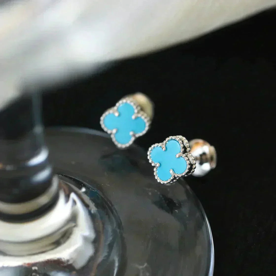 [CA]CLOVER MINI 9.5MM ONYX STUD EARRINGS SILVER