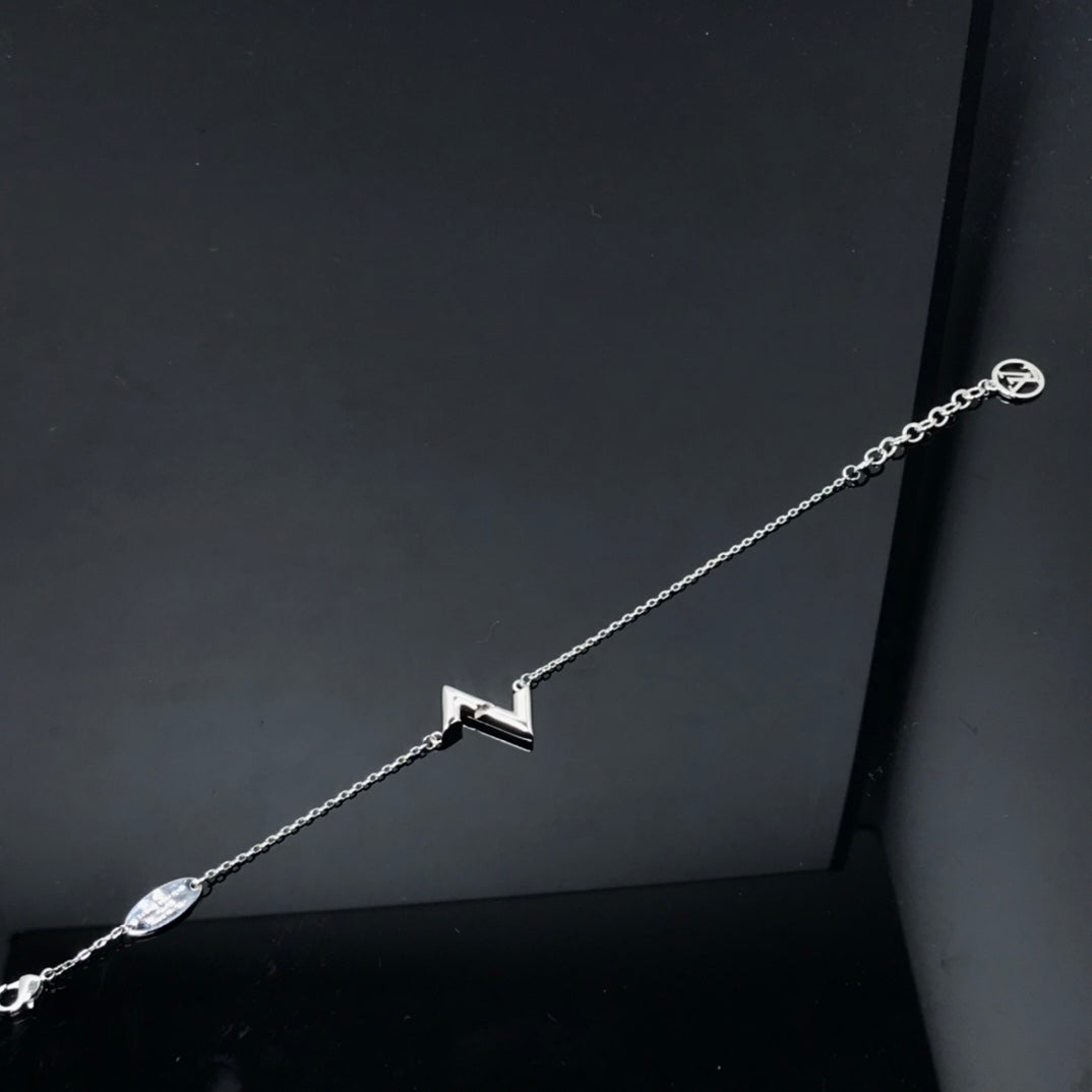 [CA]VOLT LV LOGO BRACELET