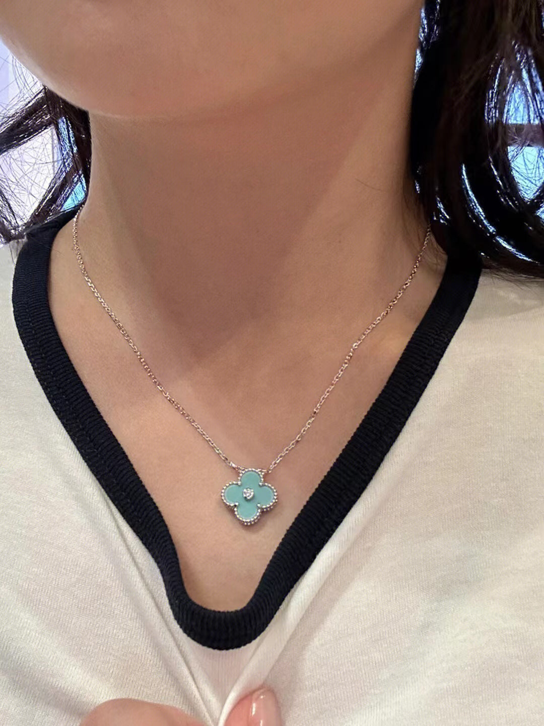 [CA]CLOVER 1 DIAMOND LIGHT BLUE SILVER NECKLACE