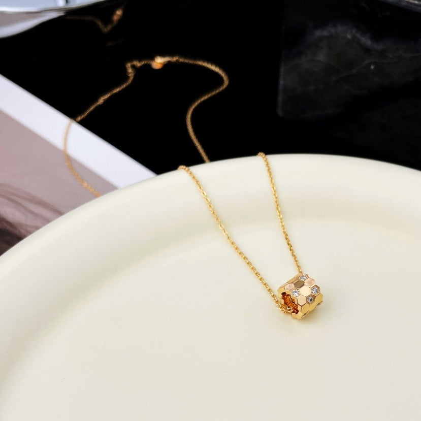 [CA]BEE MINI PEDANT DIAMOND NECKLACE