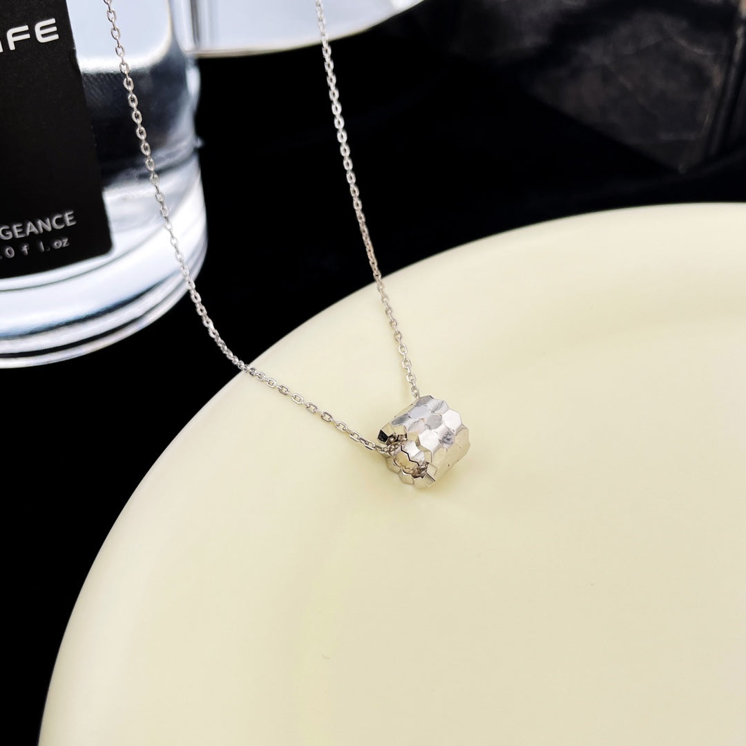 [CA]BEE MINI PEDANT DIAMOND NECKLACE