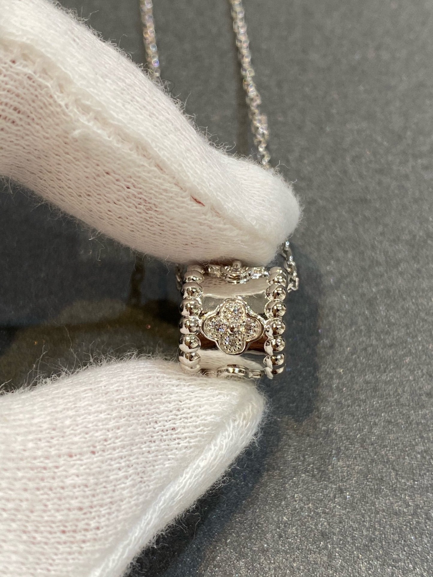 [CA]PERLEE PEDANT SIVLER DIAMOND NECKLACE