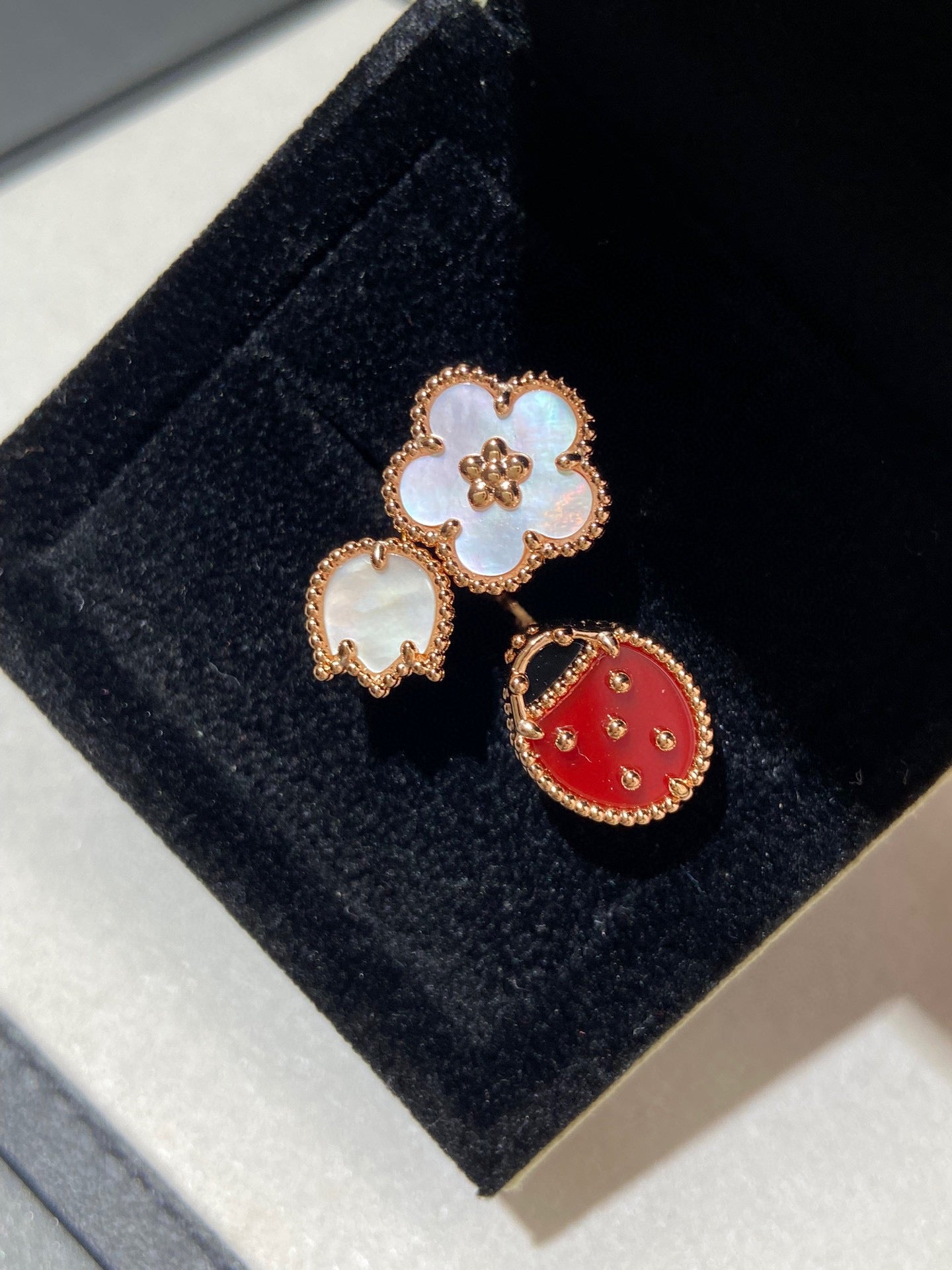 [CA]LUCKY 3 MOTIF ROSE GOLD RING