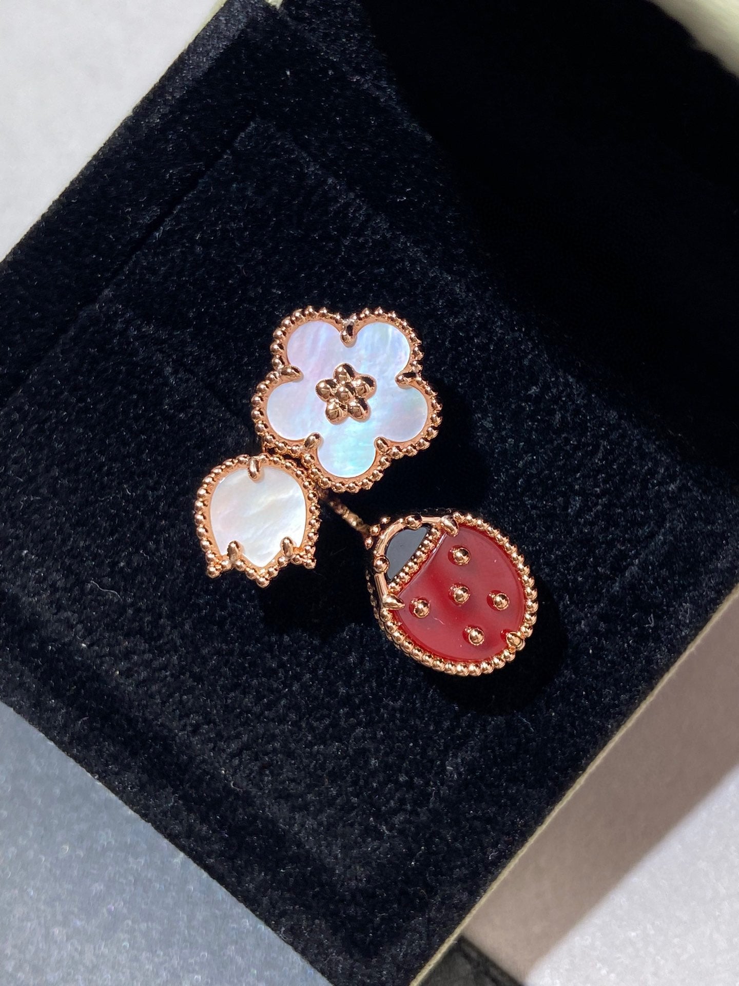 [CA]LUCKY 3 MOTIF ROSE GOLD RING