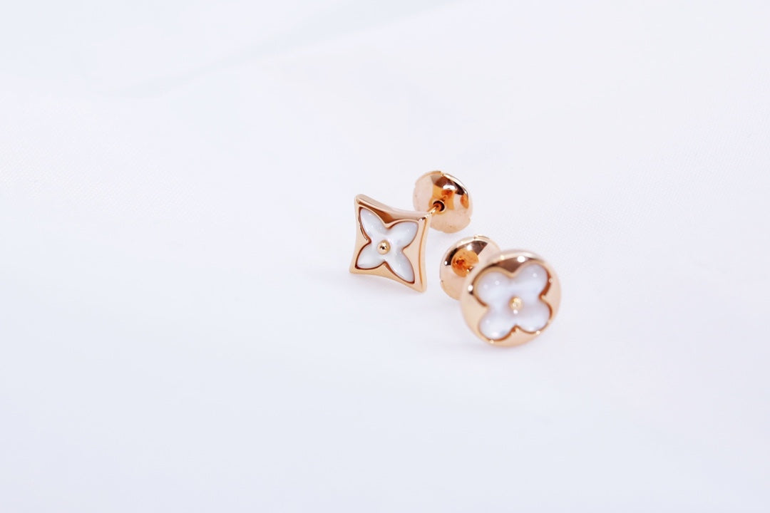 [CA]STAR AND SUN PINK GOLD MOP STUD EARRINGS