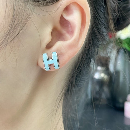 [CA]POP H SKY BLUE STUD EARRINGS