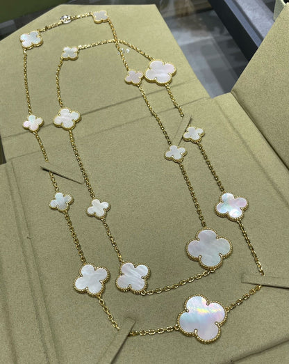 [CA]CLOVER 16 MOTIF WHITE MOP GOLD NECKLACE