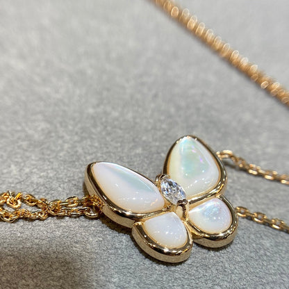 [CA]BUTTERFLY MOP DIAMOND NECKLACE