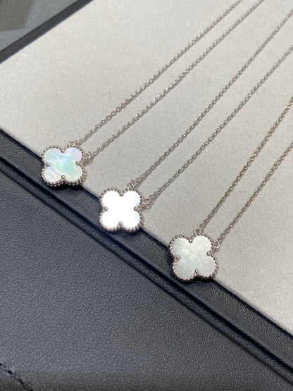 [CA]CLOVER MEDIUM SILVER WHITE MOP NECKLACE