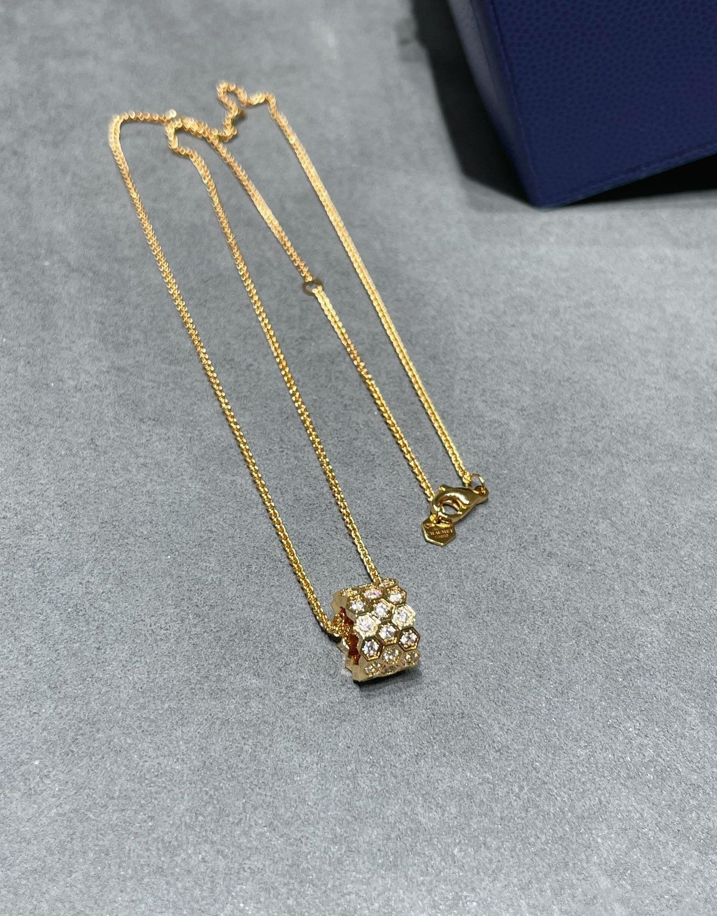 [CA]BEE LOVE DIAMOND PAVED 3 ROW NECKLACE