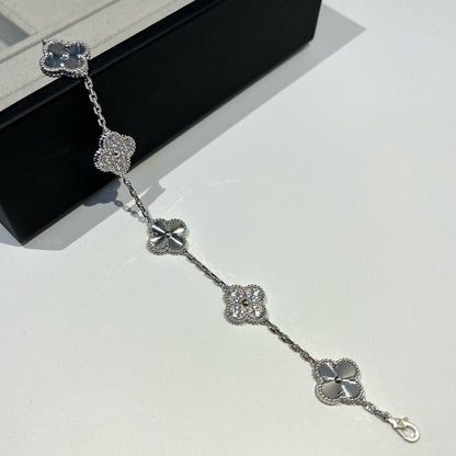 [CA]CLOVER 5 MOTIF SILVER DIAMOND BRACELET