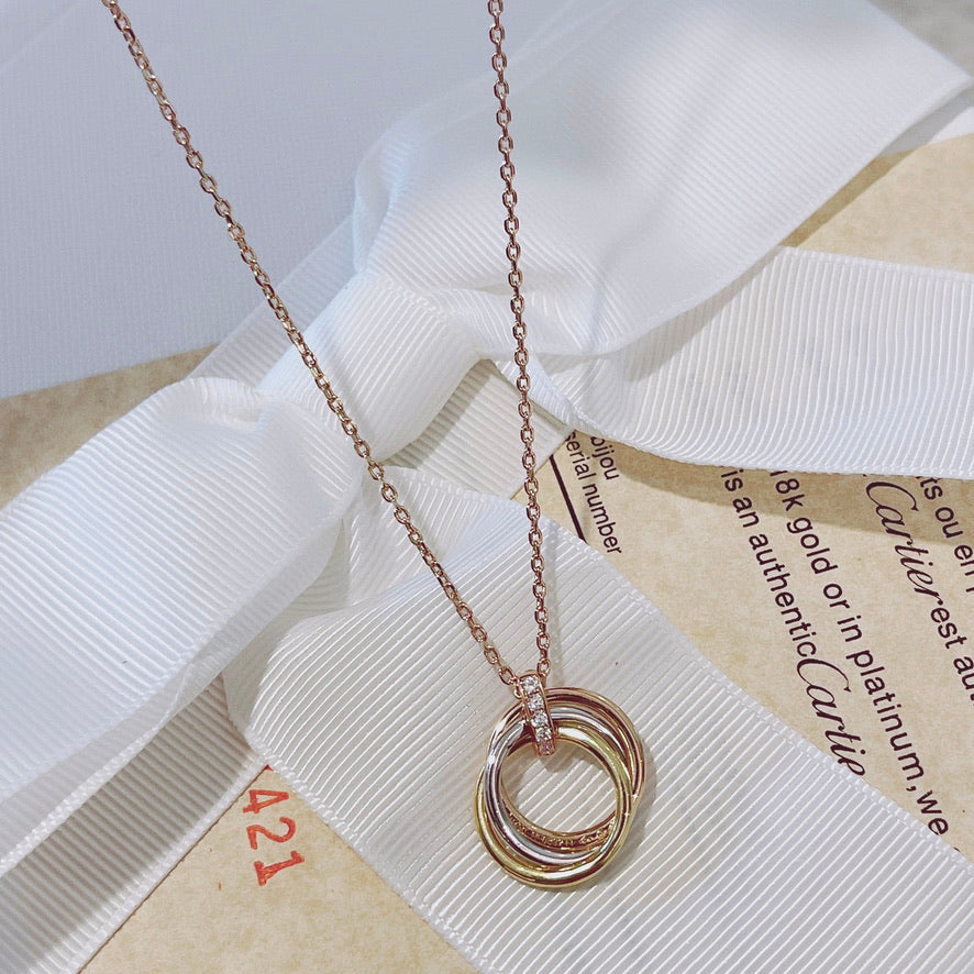 [CA]TRINITY NECKLACE GOLD  DIAMONDS