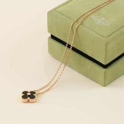 [CA]CLOVER 15MM DIAMOND ONYX NECKLACE