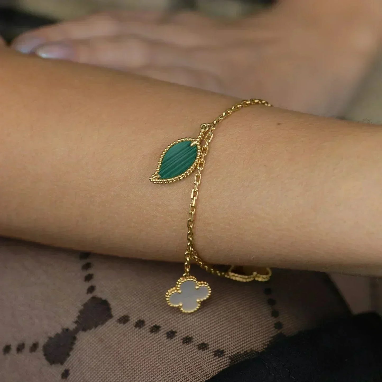 [CA]LUCKY SPRING 5 MOTIF GOLD BRACELET