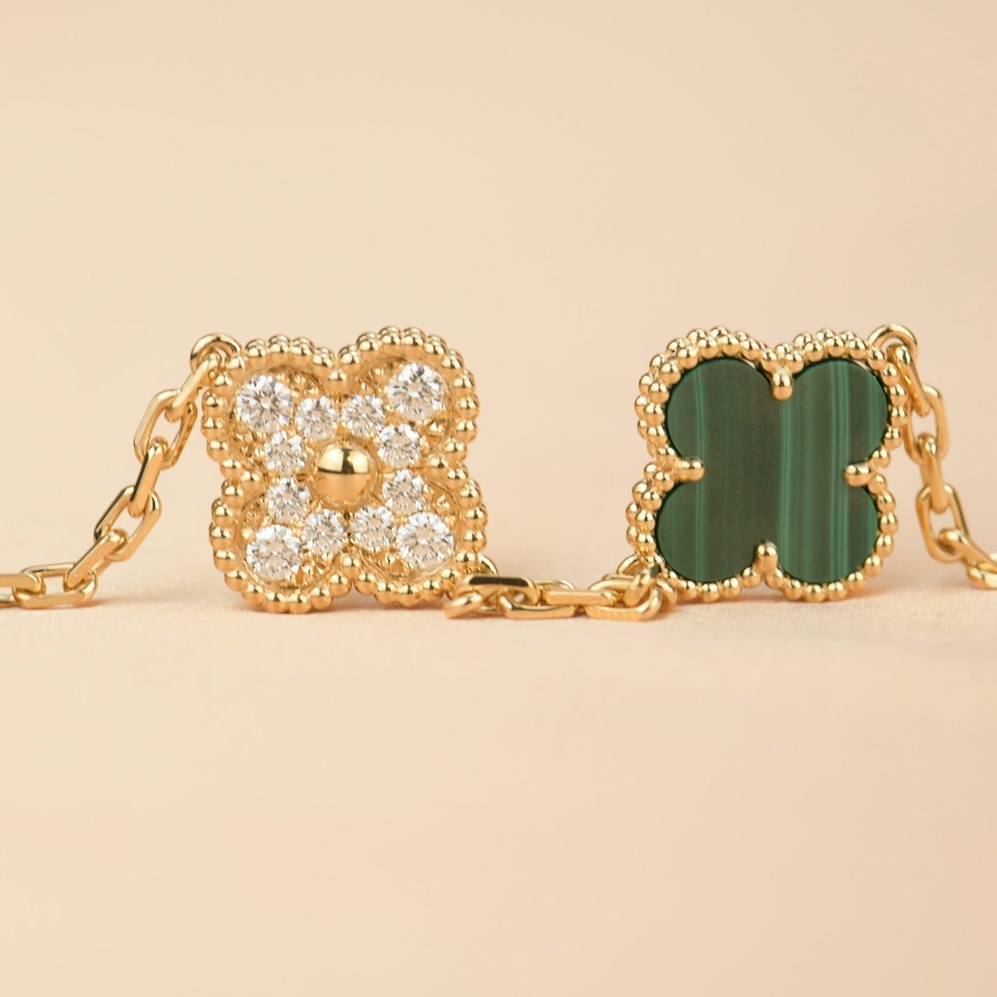 [CA]CLOVER  5 MOTIF MALACHITE DIAMOND BRACELET